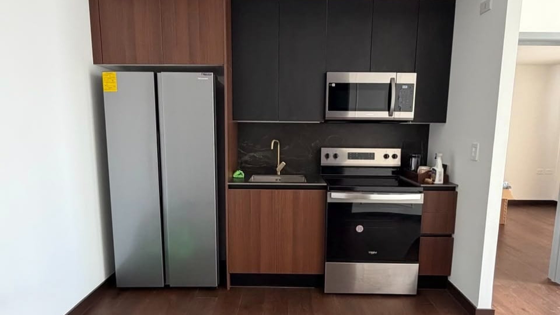 ???? APARTAMENTO NUEVO EN RENTA – 2 HAB | EDIFICIO ATARAH | ZONA 10 - Miniatura 2