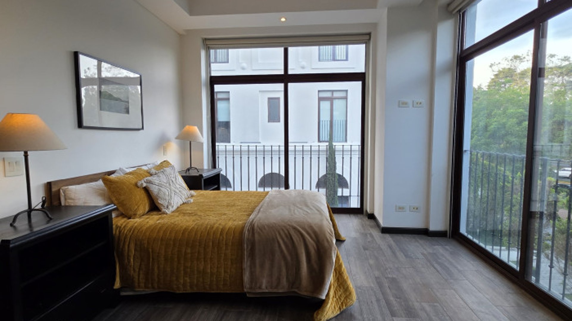 Apartamento amueblado en Alquiler Lirios de Cayala Z.16 - Miniatura 15