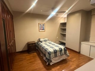 Alquilo Apartamento Amueblado en Zona 10 Nivel Alto - 4