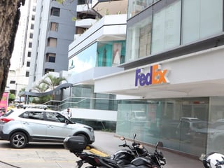 📍 LOCAL COMERCIAL EN RENTA – 102 m² | EDIFICIO MURANO CENTER ZONA 10 - 5