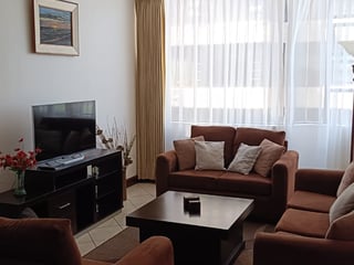 Apartamento en renta amueblado de 2 habitaciones zona 10 Ref-5394 - 4