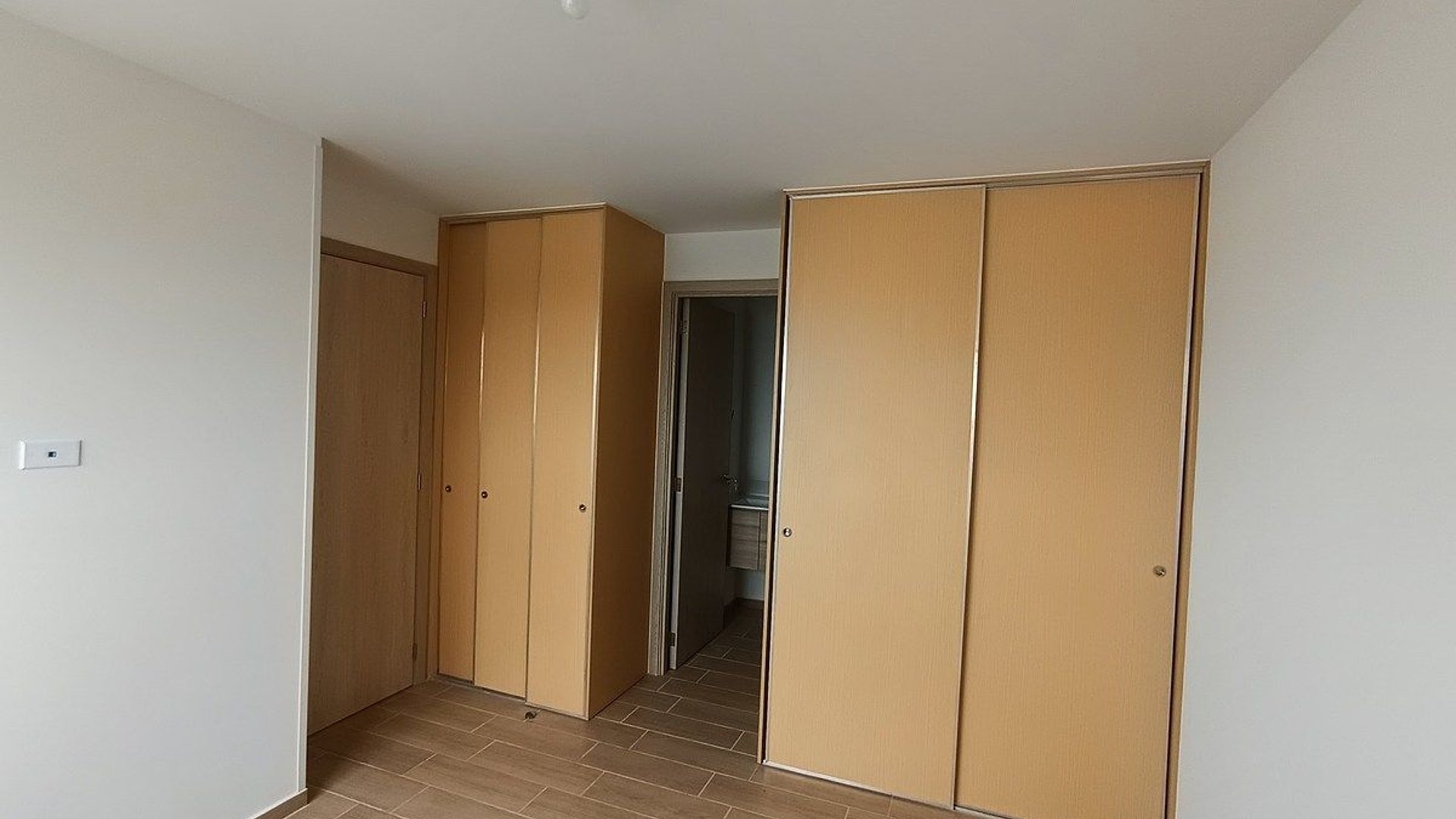 Apartamento en ALQUILER en Edificio Andares, Zona 12 - Miniatura 7