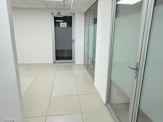 Propiedad en renta en zona 9 - 5