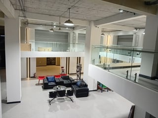 Local comercial en renta en zona 3 en Plaza automotriz - 2