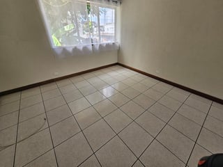 Apartamento en Renta - Capri Zona 9 - 3