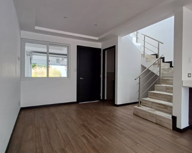Casa Nueva en Venta Hacienda Real Zona 16 Guatemala