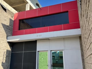 Bodega con Oficinas en renta sobre Aguilar Batres zona 12 - 2