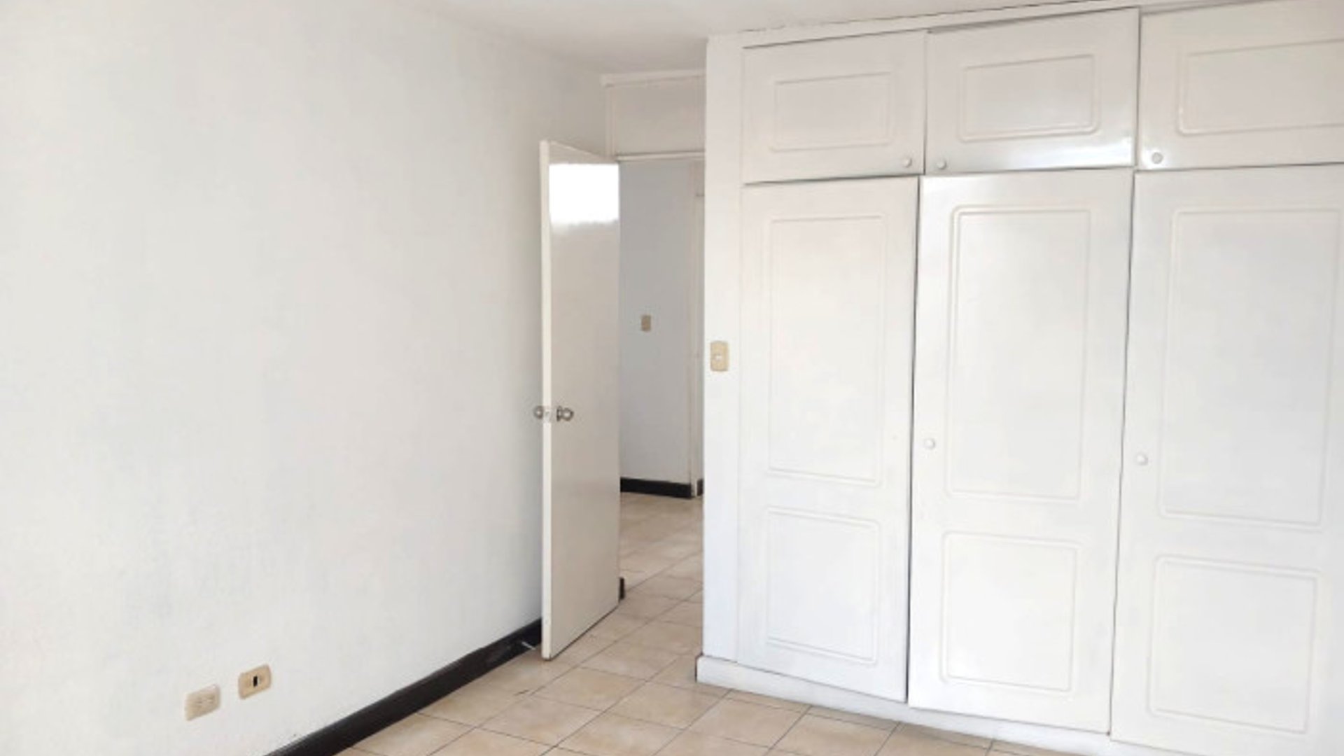 CASA EN VENTA Y RENTA EN SAN MIGUEL PETAPA - Miniatura 6
