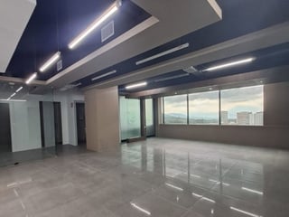 Oficinas en venta en Europlaza zona 14 Ref-5644 - 2