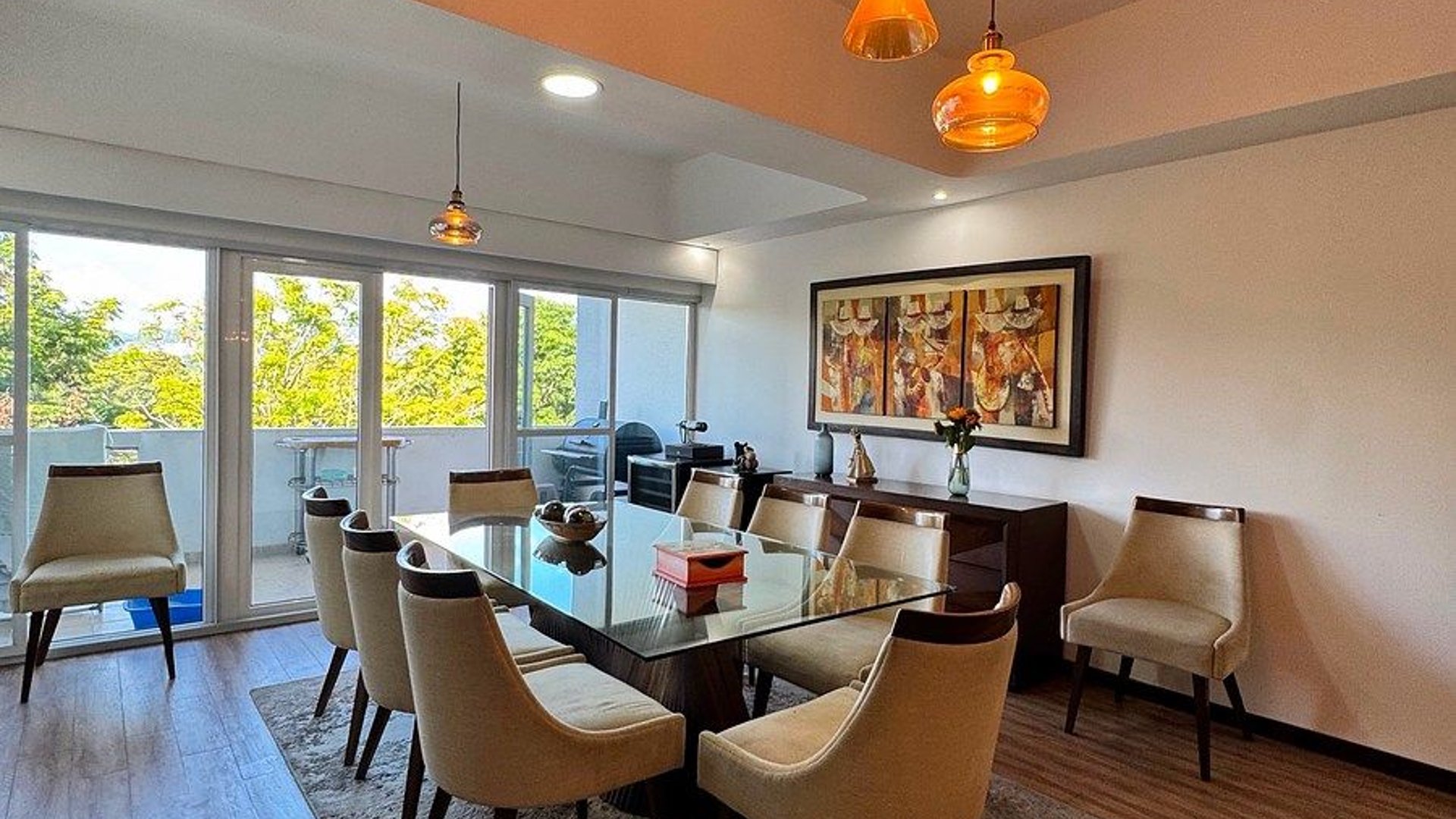 Apartamento en renta  Amueblado – Edificio Vista Real, Zona 14 - Miniatura 9
