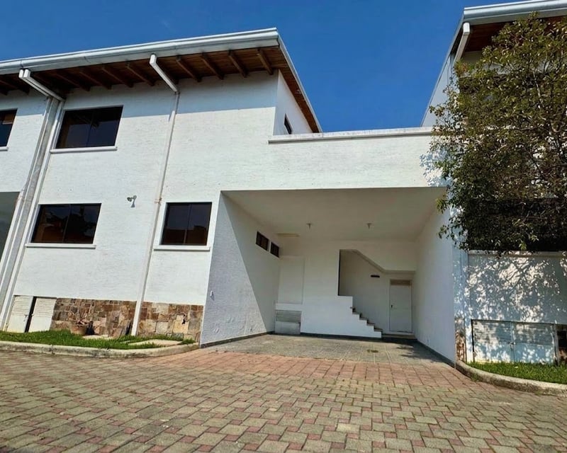 📍 CASA EN ALQUILER – 3 DORM | CONDOMINIO SAN MATEO | ZONA 16