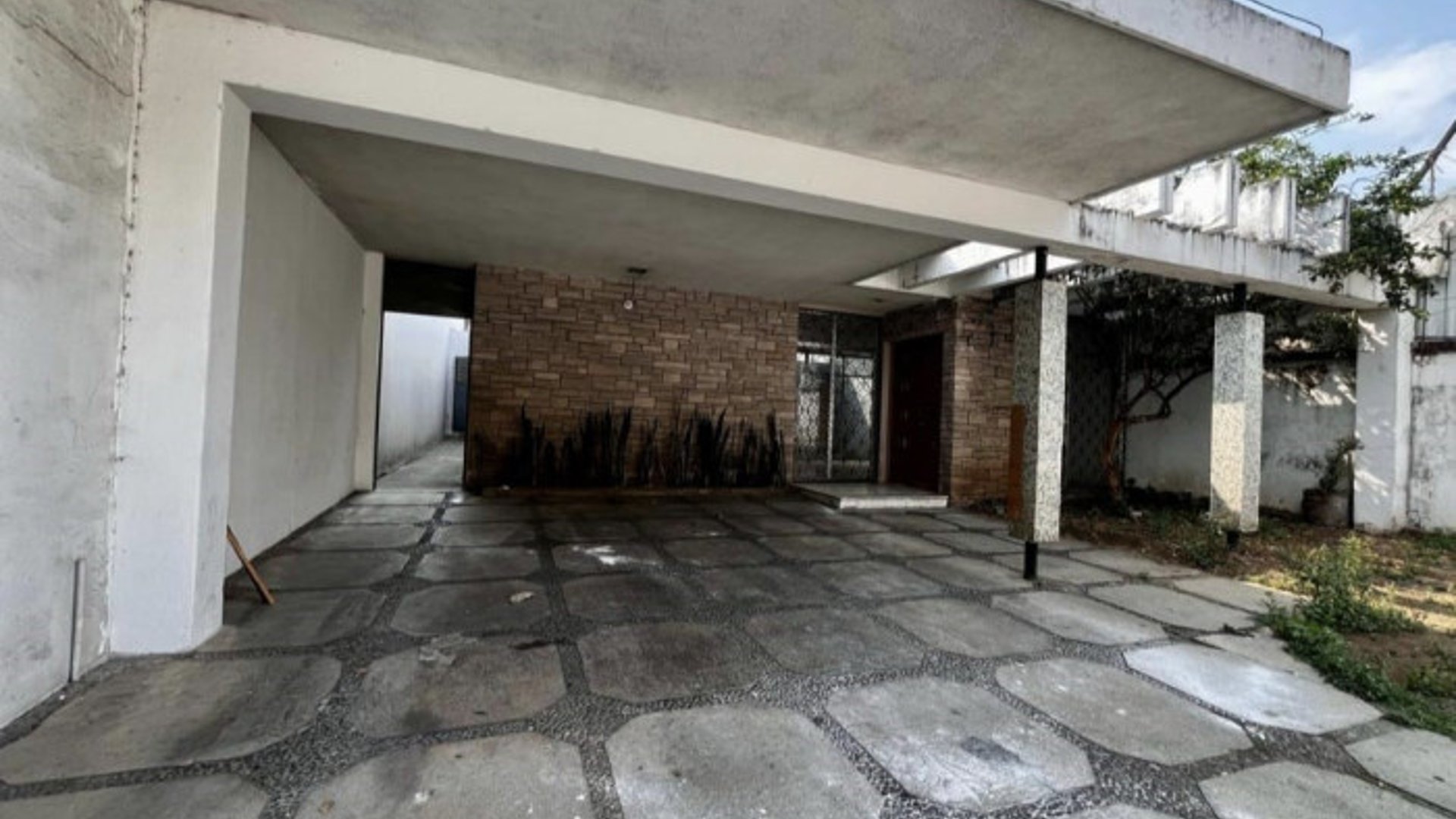 Casa Comercial En Renta Sobre Avenida Las Americas Z 13