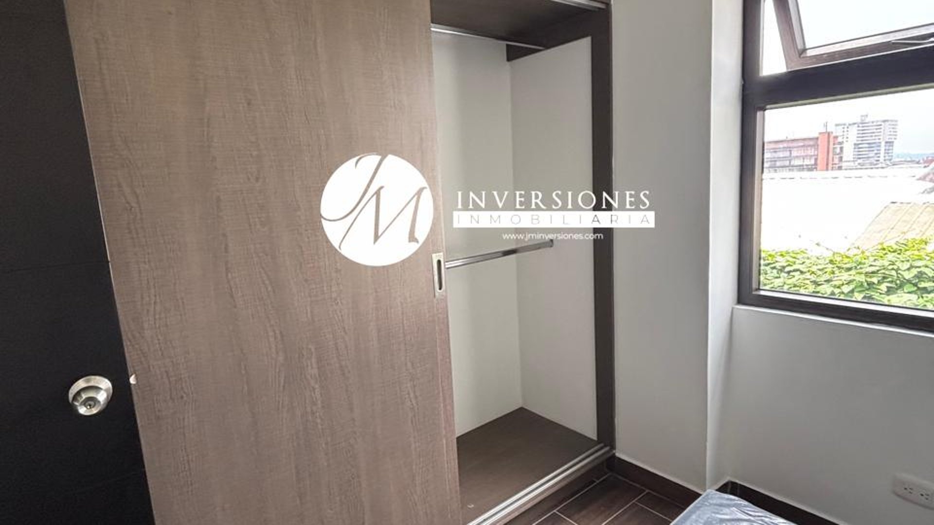 Apartamento en Renta Amueblado en zona 1 - Miniatura 4