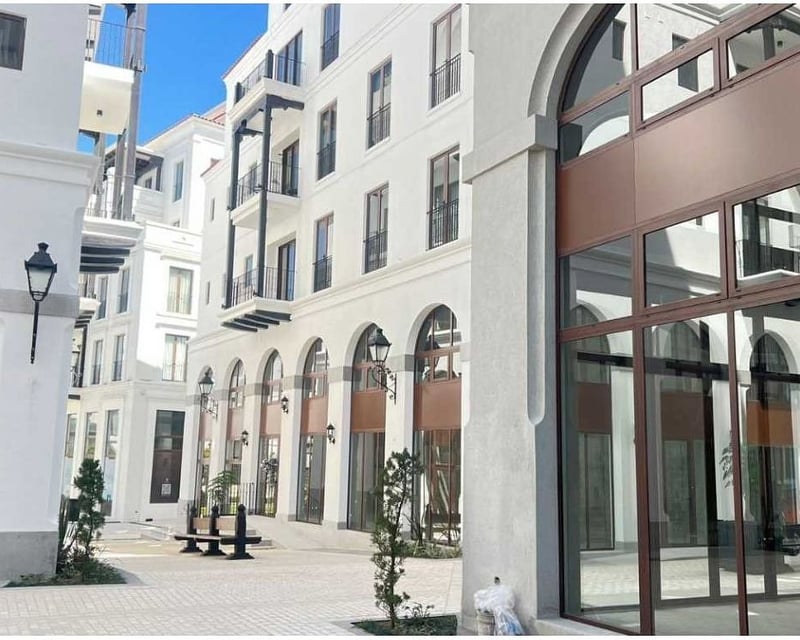 OFICINA EN VENTA – LIRIOS  | OFICINA zona 16