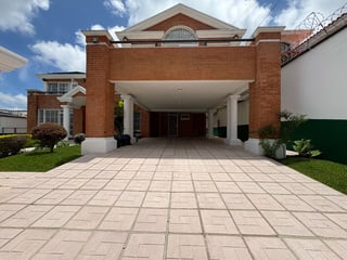 Casa de 5 habitaciones en alquiler o venta, La Montaña zona 16 - 2