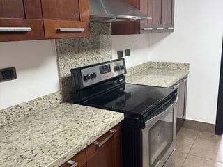Apartamento en alquiler en Durian Cayalá, Zona 16 – Exclusivo y amplio - 3