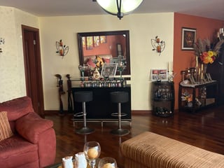 VENDO APARTAMENTO AMPLIO, LAS GEMAS ZONA 11 - 4