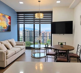 APARTAMENTO EN ALQUILER / VENTA  📍 Edificio Diagoseis, Zona 10