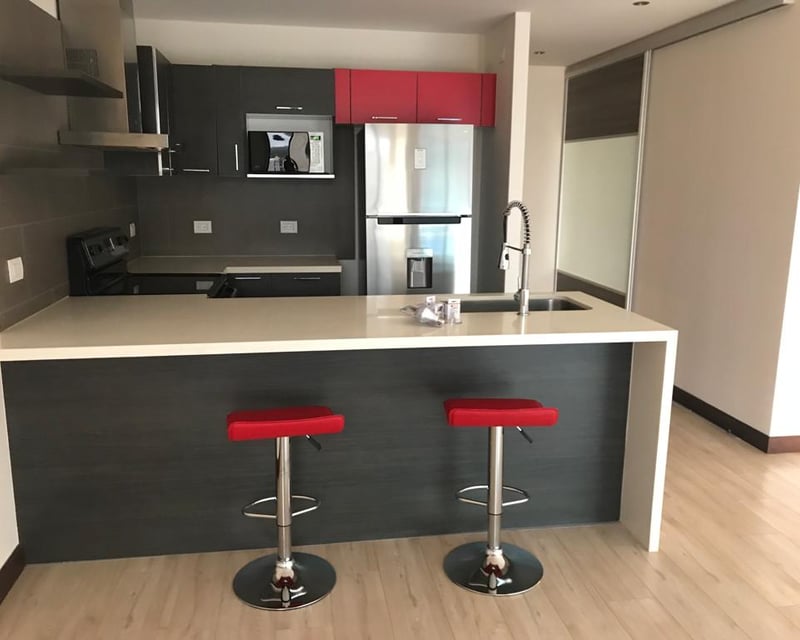 Apartamento en Edificio Veinti4 zona 10 2 Habitaciones nivel alto