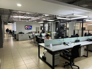 Local Comercial con oficinas en Renta en zona 13 - 2
