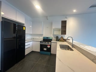 Apartamento en Alquiler  Nogales de Cayalá Zona 16 - 2