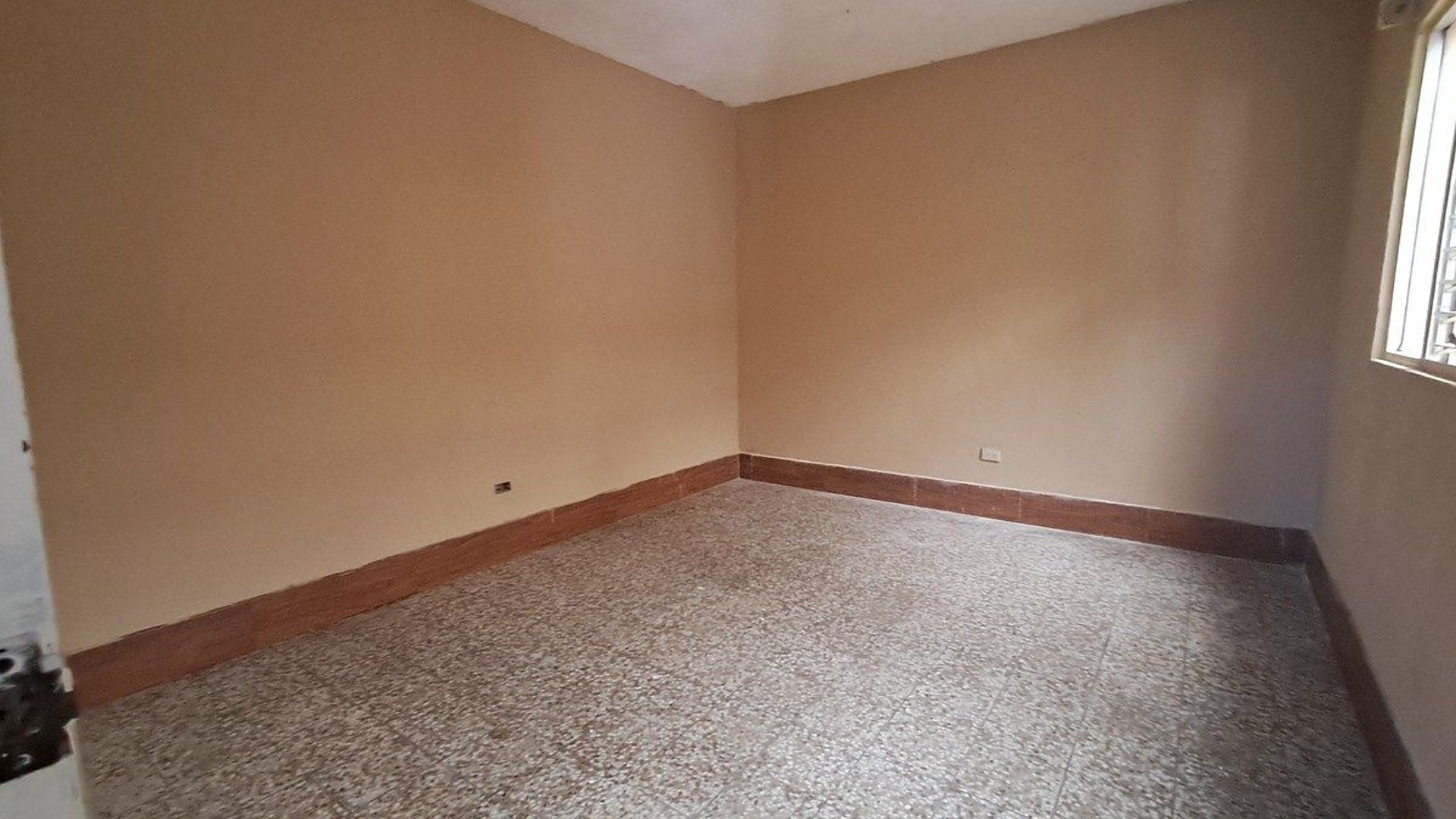 Casa en ALQUILER zona 6 - Miniatura 14