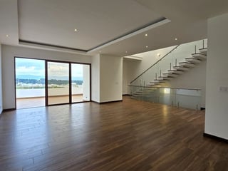 Casa Nueva en Alquiler – Lomas de San Isidro, Zona 16 - Image 1