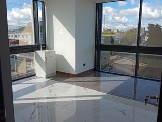 OFICINAS MEDICAS EN RENTA, RENOVATI, ZONA 10 - 4