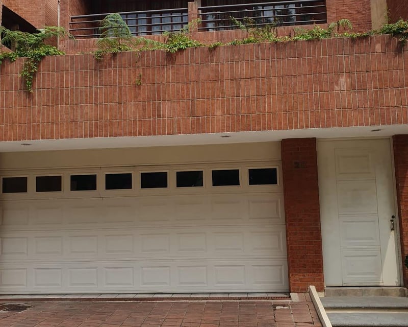 Vendo amplia Casa Condominio Irisol KM 15.5 /D