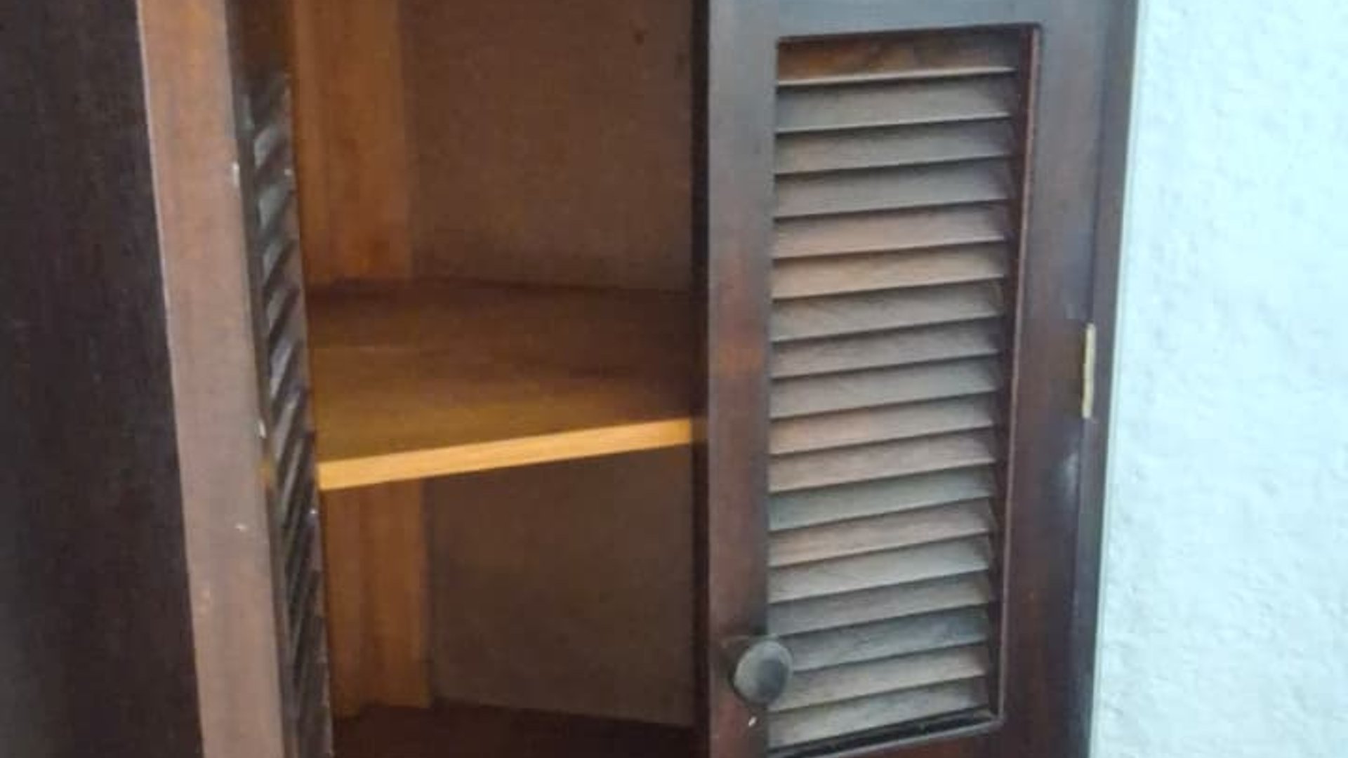 Apartamento semi-amueblado en Renta zona 10 - Miniatura 6