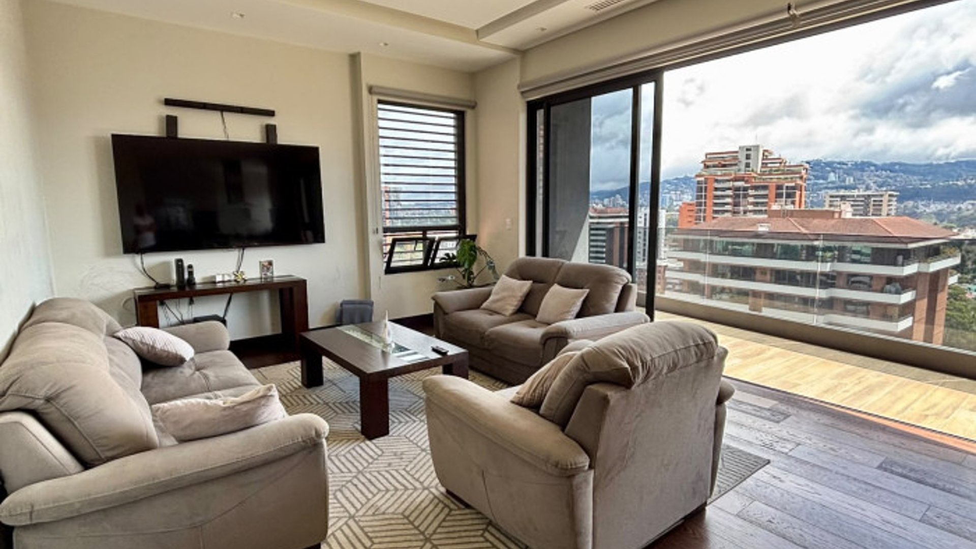 Apartamento de Lujo en Venta en Zona 14