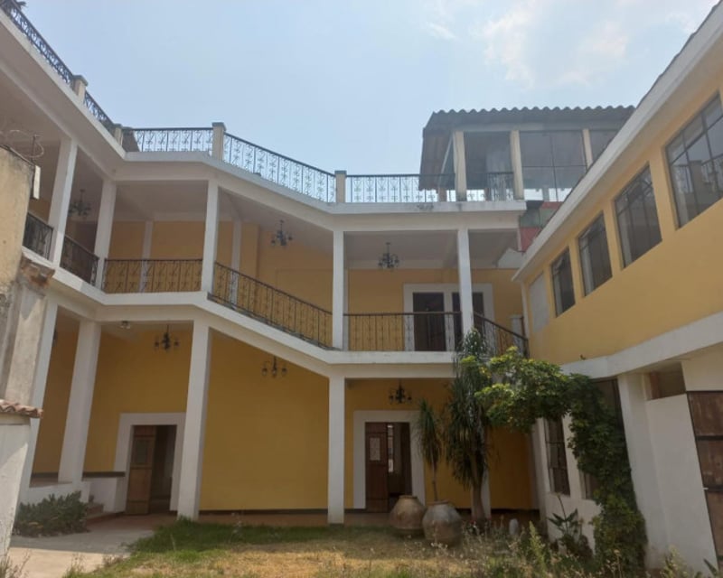 En Venta hotel en el centro histórico Quetzaltenango