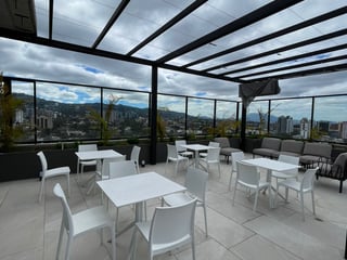 📍 APARTAMENTO EN RENTA – 3 HAB | EDIFICIO TOMUS | ZONA 15 - 5