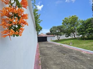 Casa con Amplio Terreno en Venta Bulevar San Cristóbal - 2