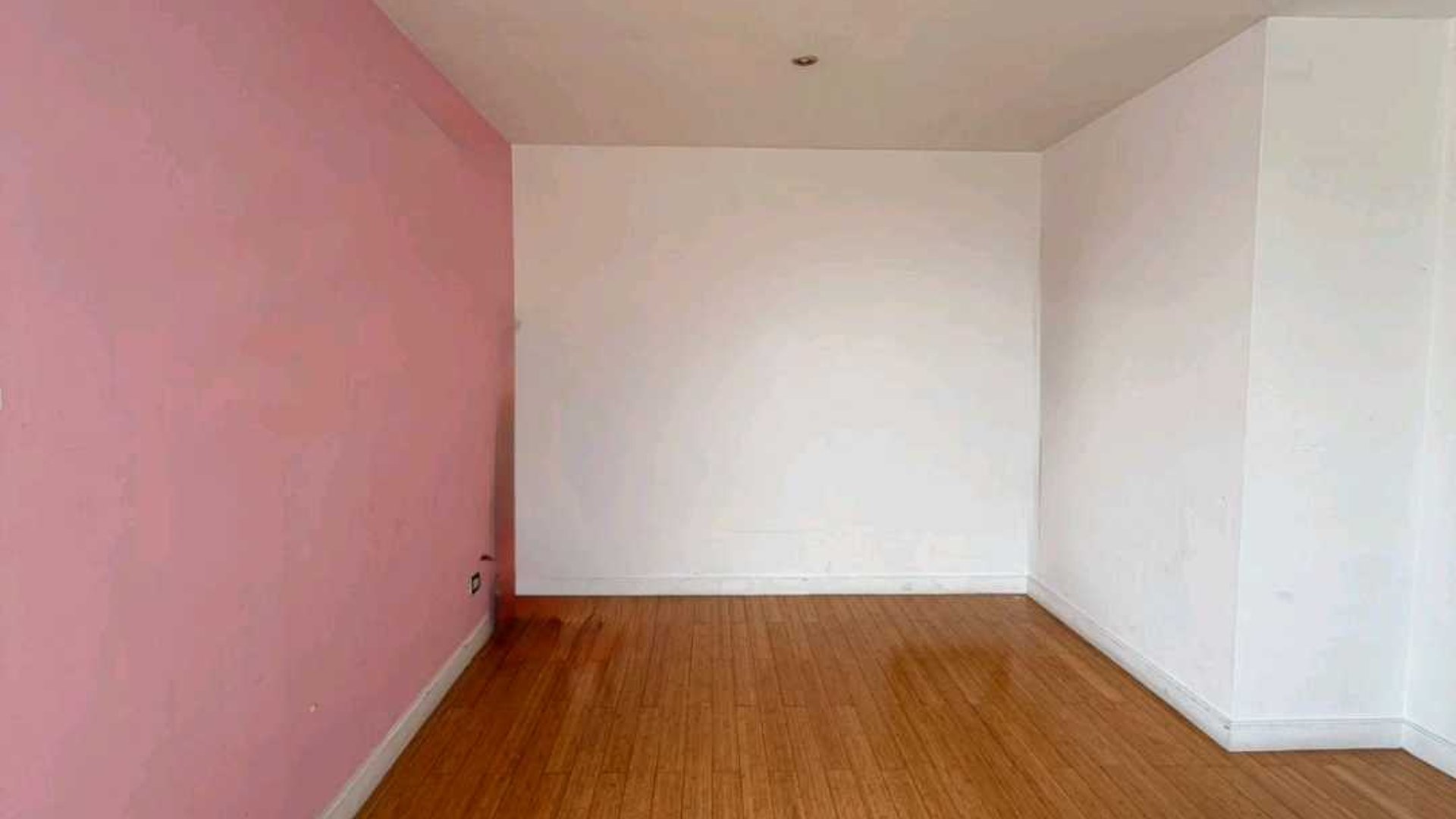APARTAMENTO EN ALQUILER o VENTA ???? Edificio Atrium, zona 10 - Miniatura 8