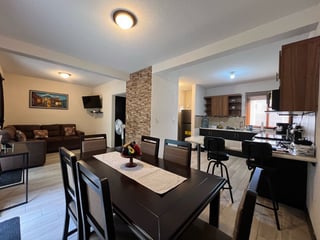 *Vendo casa en Hacienda Las Mercedes I Carr. a San José Pinula* - 3