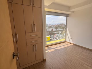 Apartamento en renta de 2 habitaciones y balcón en Z10 Ref-5355 - 5
