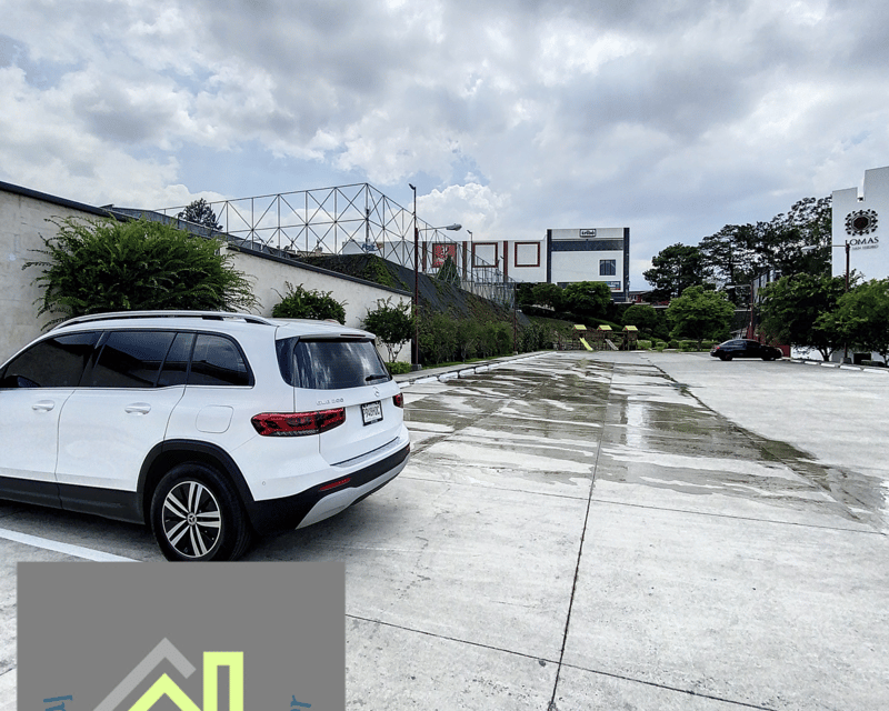 Terreno en Venta – Lomas de San Isidro