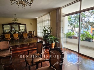 Building for Sale in Zone 1 | 965 m² Construction + 10 Parking Spaces - Image 12