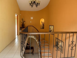 HERMOSA CASA DE LUJO EN VENTA EN SAN BARTOLOMÉ MILPAS ALTAS - Image 38
