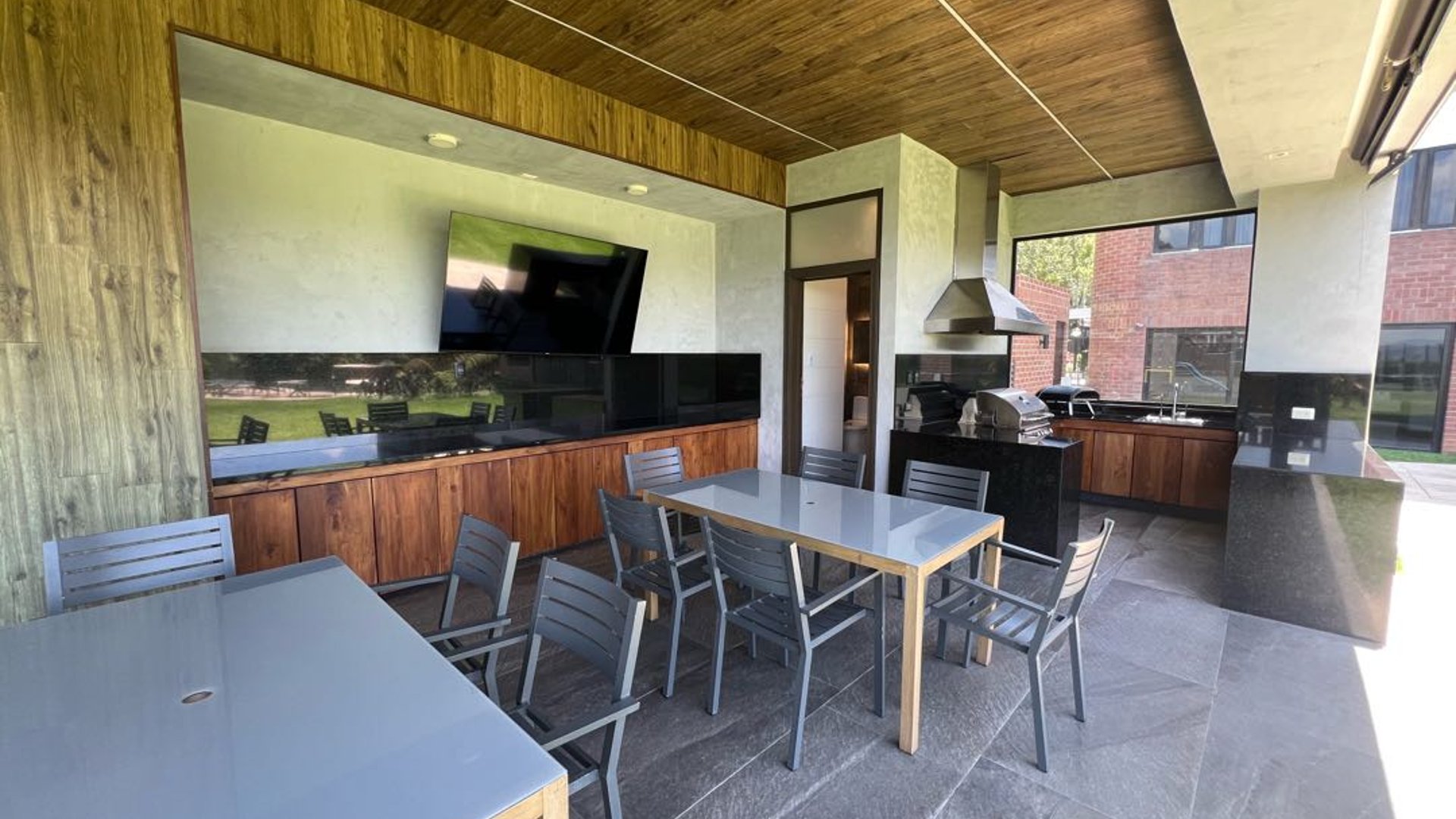 ALQUILER DE AMPLIO APARTAMENTO - MARQUÉS DEL VALLE, ZONA 14 - Miniatura 19