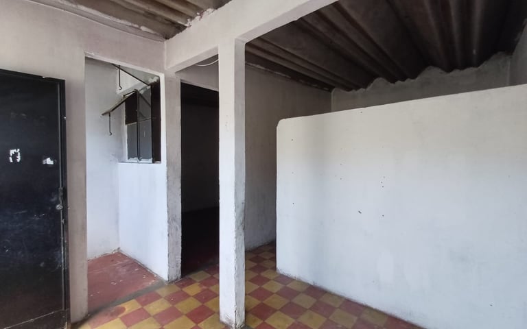 VENTA Casa con Apartamentos Zona 21 Colonia Guajitos - Miniatura 3