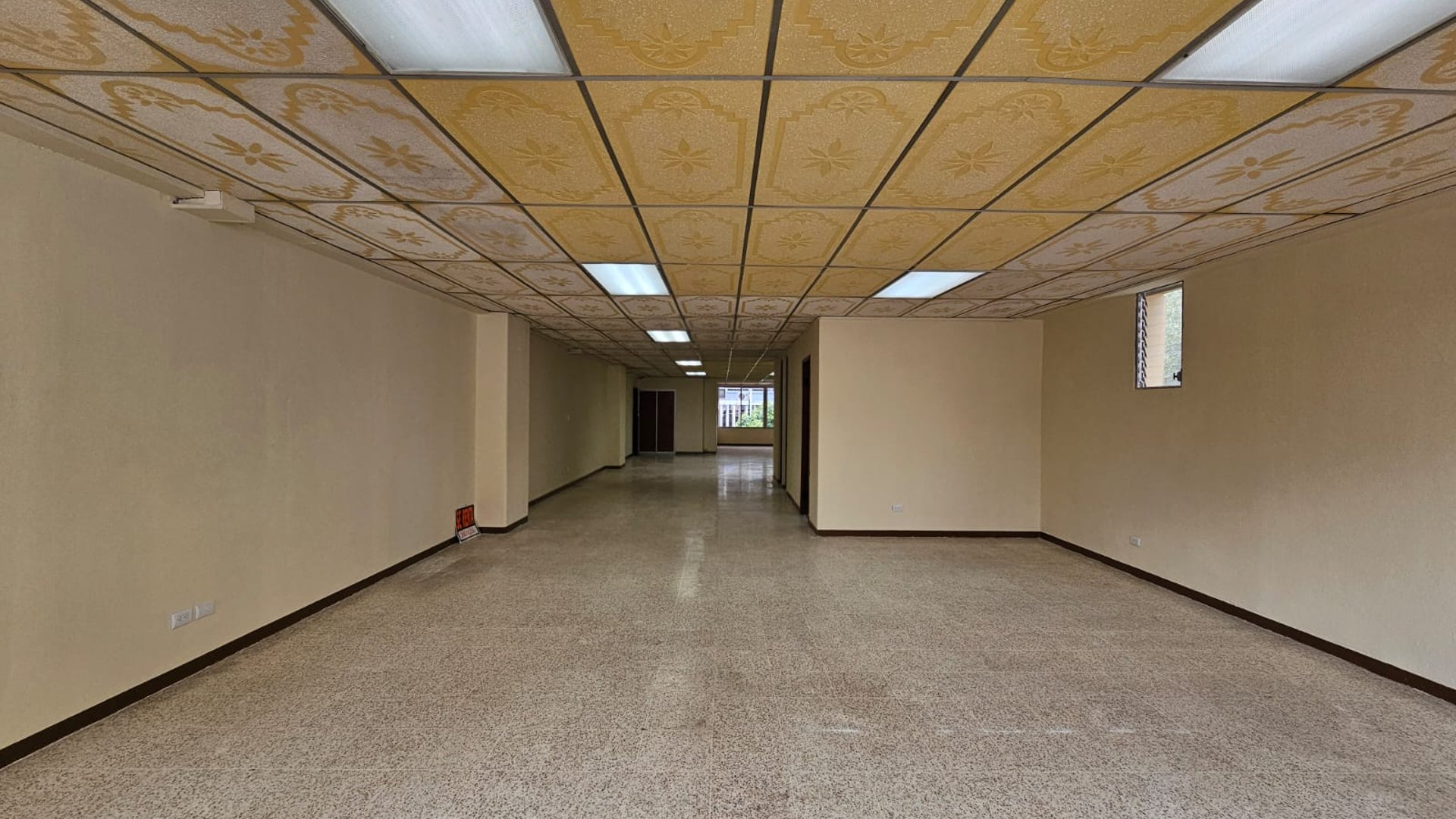 VENTA Oficina Zona 1