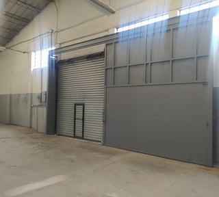Ofibodega en renta de 800 metros en zona 1 Ref-5499