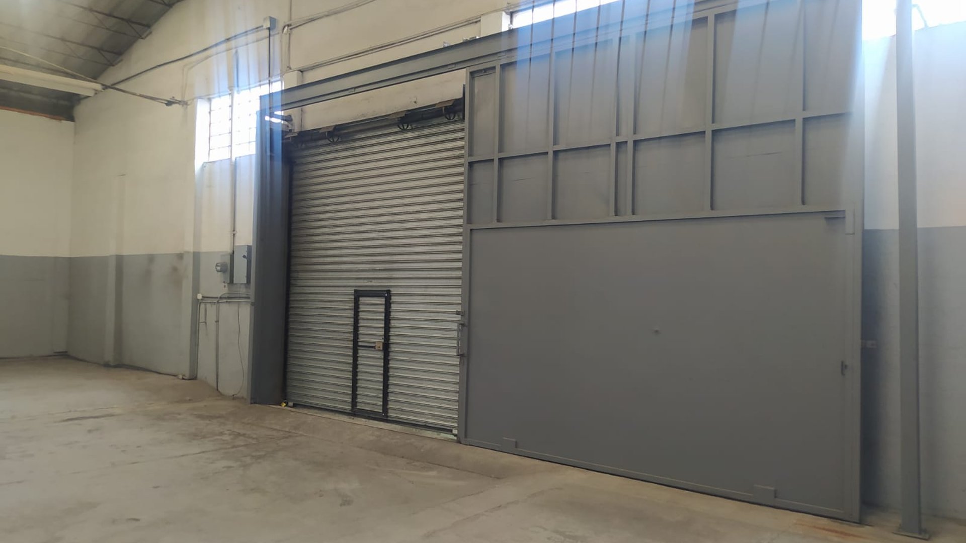 Ofibodega en renta de 800 metros en zona 1 Ref-5499