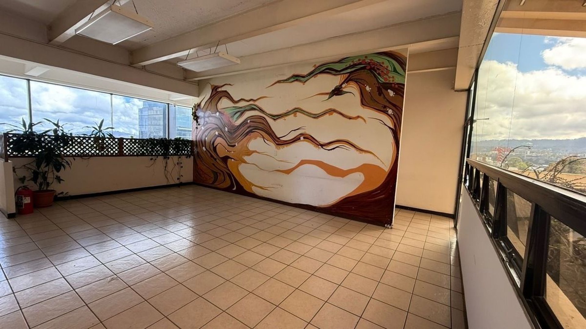 EDIFICIO EN VENTA / RENTA – ZONA 10
