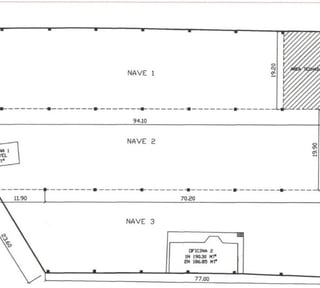 LOCAL EN RENTA – PLAZA COMERCIAL CON AUTOSERVICIO/CAES