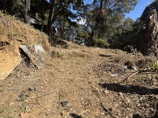 Terreno Residencial en Zona 1 de Mixco Guatemala - Image 1