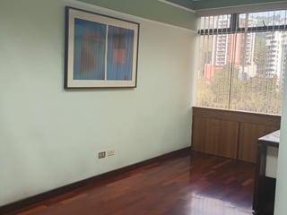 Oficina u clínica en Renta en Edificio Multimedica Zona 15 Guatemala - 2