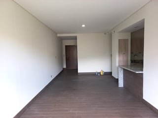 GANGA!! EN Km. 14.5 CAES EDIFICIO  SKY DESTINY En Venta Apartamento - 5